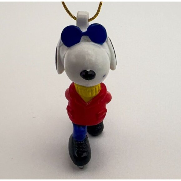Vintage Snoopy Ice Skating Christmas Ornament Peanuts Joe Cool - Picture 5 of 7